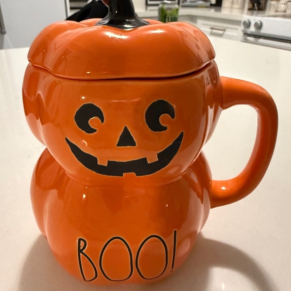 Brand New! Rae Dunn Boo Mug with Lid - Picture 1 of 1